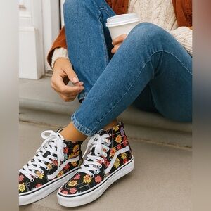 Vans Floral High-Top Sneakers Women’s 7.5 – Retro Flower Print Skate Shoes